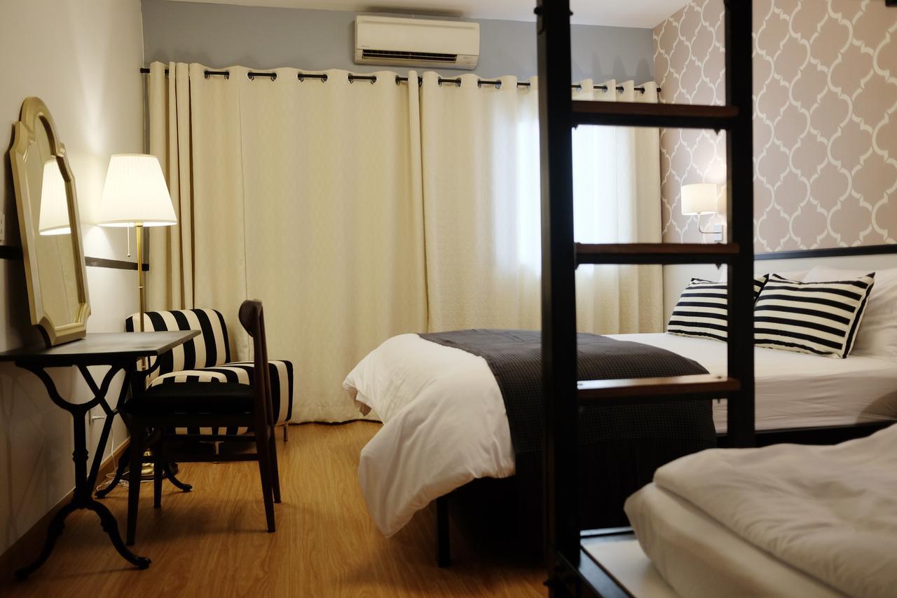 Vimarn Hostel Бангкок Екстер'єр фото
